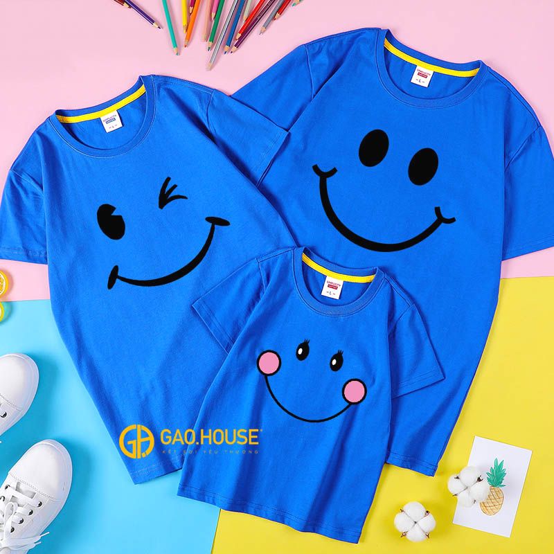 A picture containing clothing, blue, colorful Description automatically generated