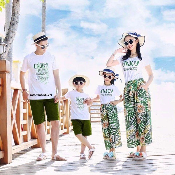 Bộ quần áo gia đình mùa hè in hình hoạ tiết thiên nhiên