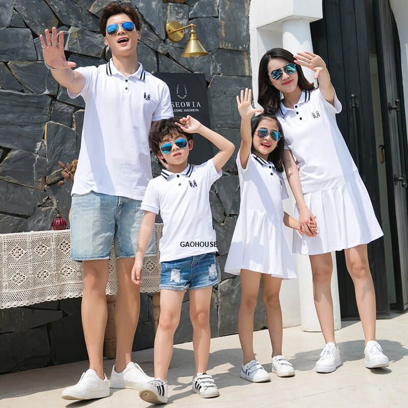 Mẹ và bé gái mặc đầm suông đuôi cá đáng yêu