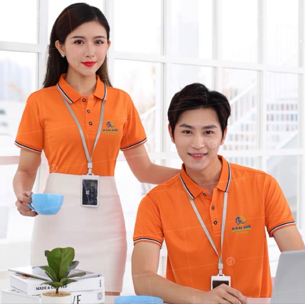 Mẫu áo phông đồng phục công ty màu cam tươi tắn nổi bật