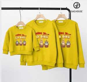 Áo đồng phục gia đình Tết đẹp