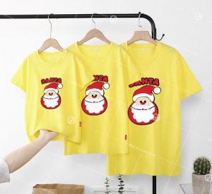 Áo gia đình noel màu vàng in hình Santa