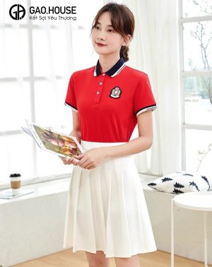 Đồng phục mầm non màu đỏ tươi cổ phối bo dệt tối màu