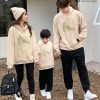 Áo hoodie gia đình mùa đông tone kem