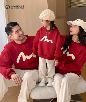 Áo sweater gia đình mùa đông đẹp