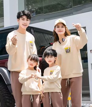 Đồng phục gia đình mùa đông trà sữa