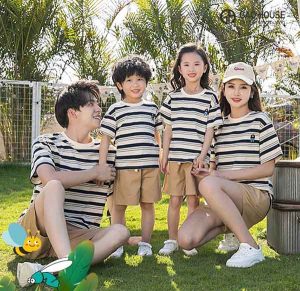 Áo đồng phục gia đình kẻ sọc ngang
