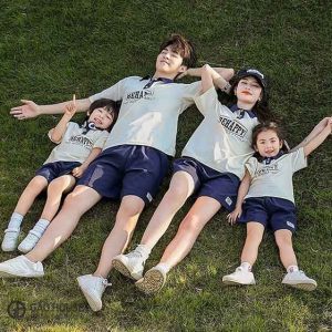 Áo polo gia đình có cổ thanh lịch