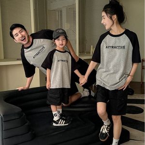 Áo đồng phục gia đình cổ tròn đẹp