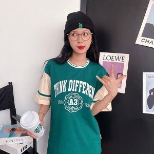 Áo lớp cổ tròn tone be phối xanh in slogan nổi bật