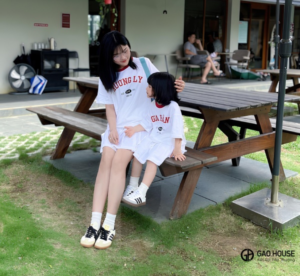 Áo đôi gia đình ở Lào Cai