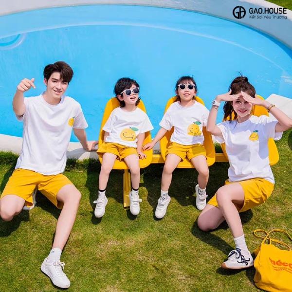 Đồng phục gia đình đi biển tại Bến Tre