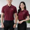 đồng phục công ty màu đỏ đô phối cổ sọc trắng