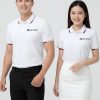 đồng phục công ty màu trắng phối cổ dệt đỏ