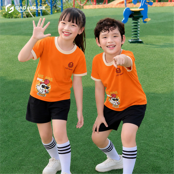 đồng phục mầm non cổ tròn
